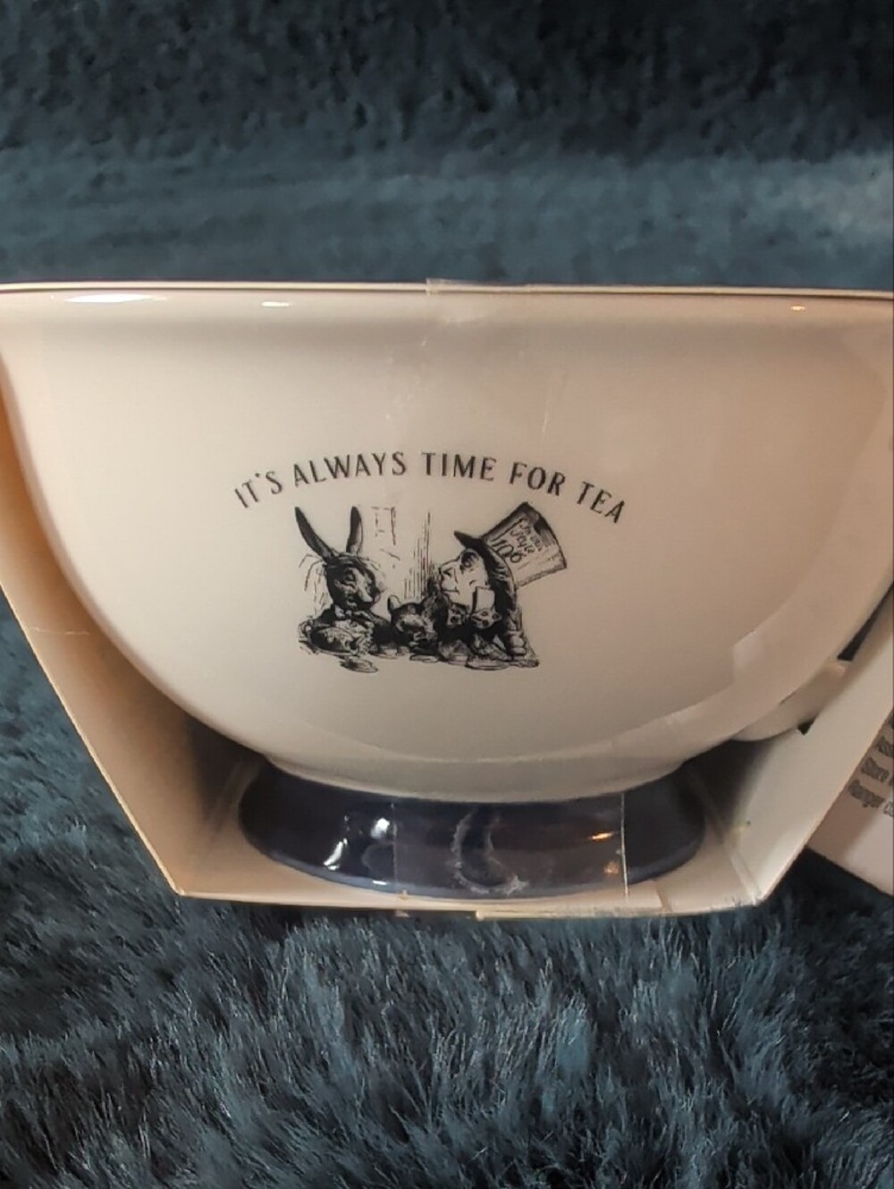 Alice In Wonderland. - Picture 2 of 4